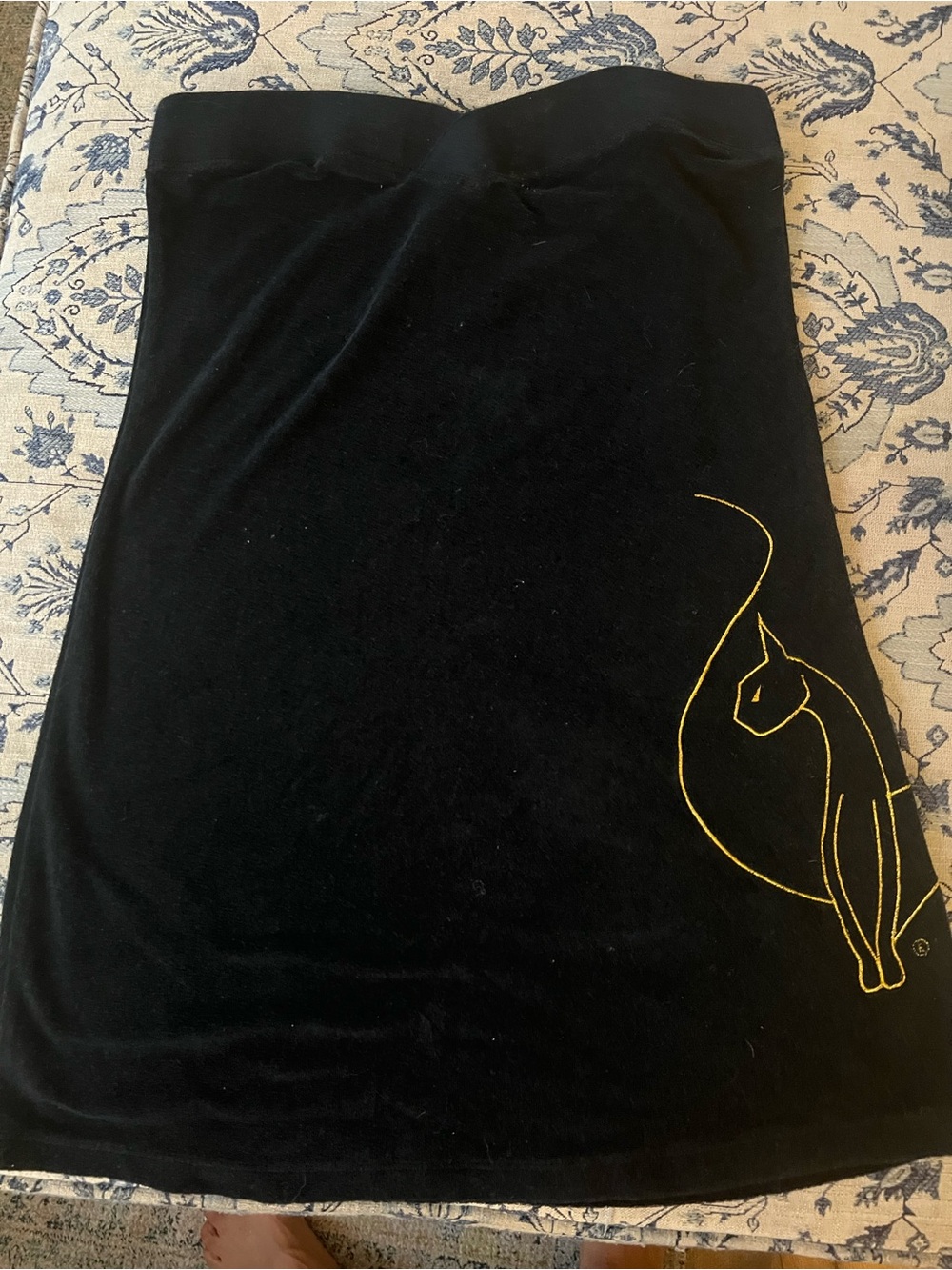 Baby Phat black velour tube top w/signature gold embroidered cat logo size Small